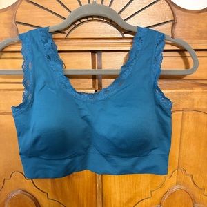 Torrid Curves Lightly Lined Seamless Bralette Size 1 NWOT